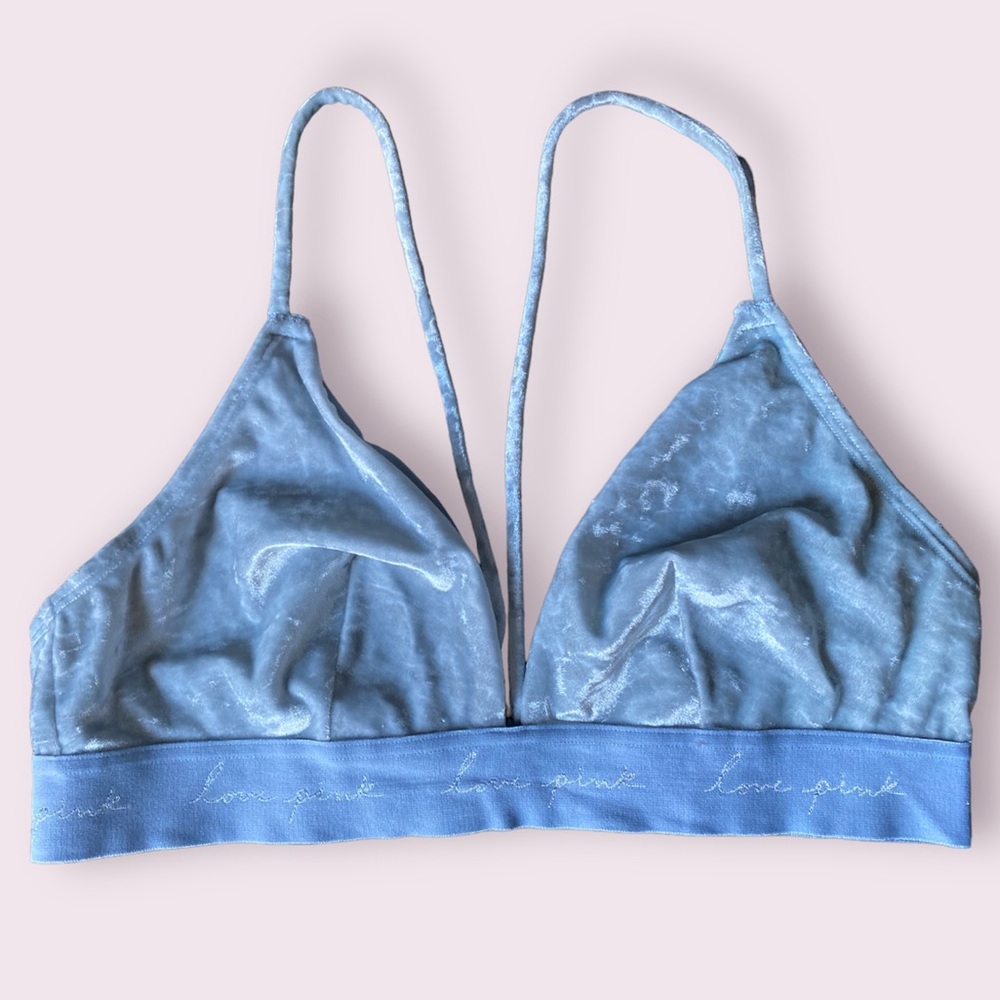 PINK
VELVET TRIANGLE BRALETTE